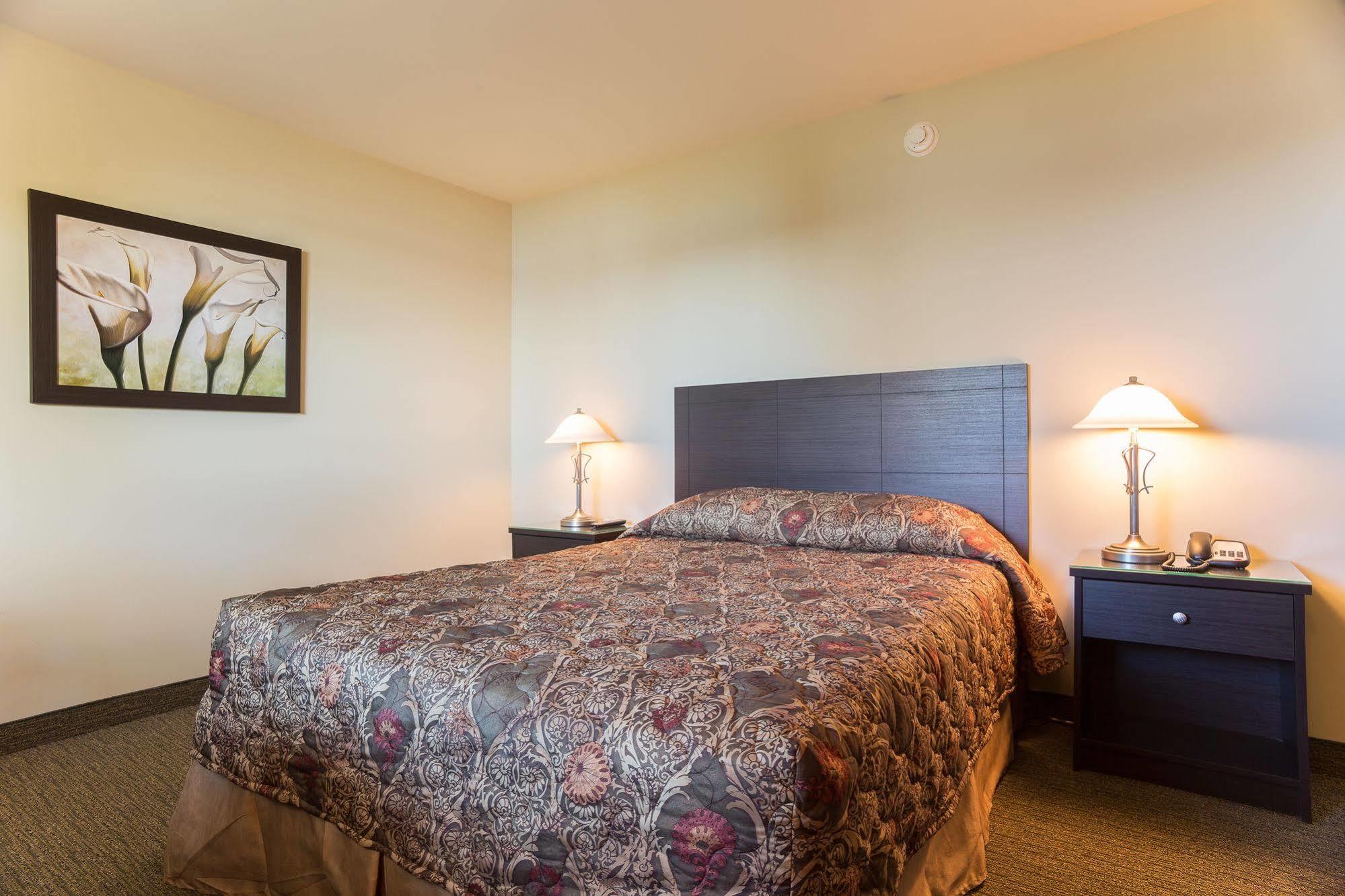 Motel Du Fleuve Brossard Bagian luar foto